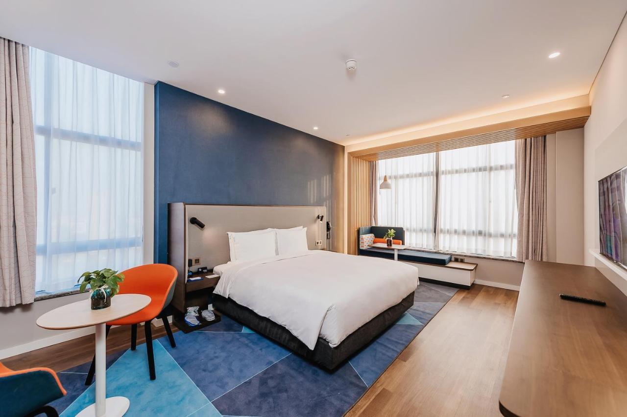 Holiday Inn Express Taizhou Cmc By Ihg Exterior photo